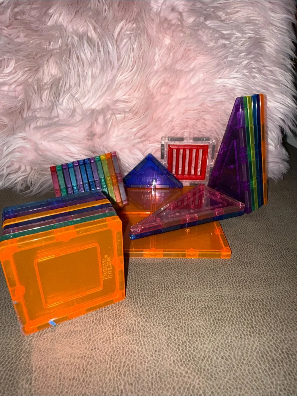 N/A magnetic building