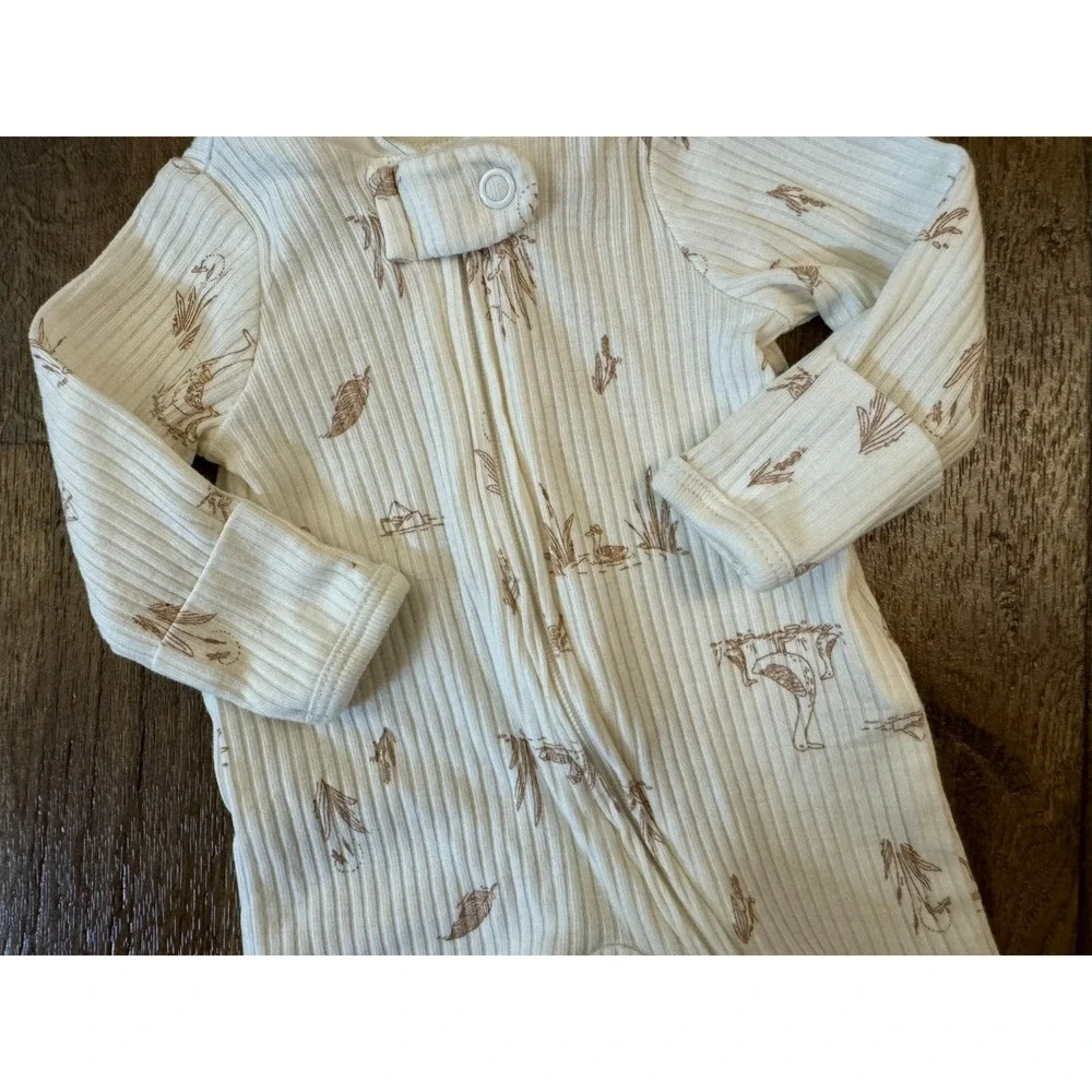 Carters preemie baby