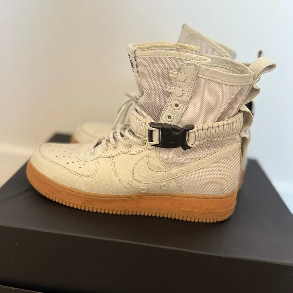 Nike stylish high
