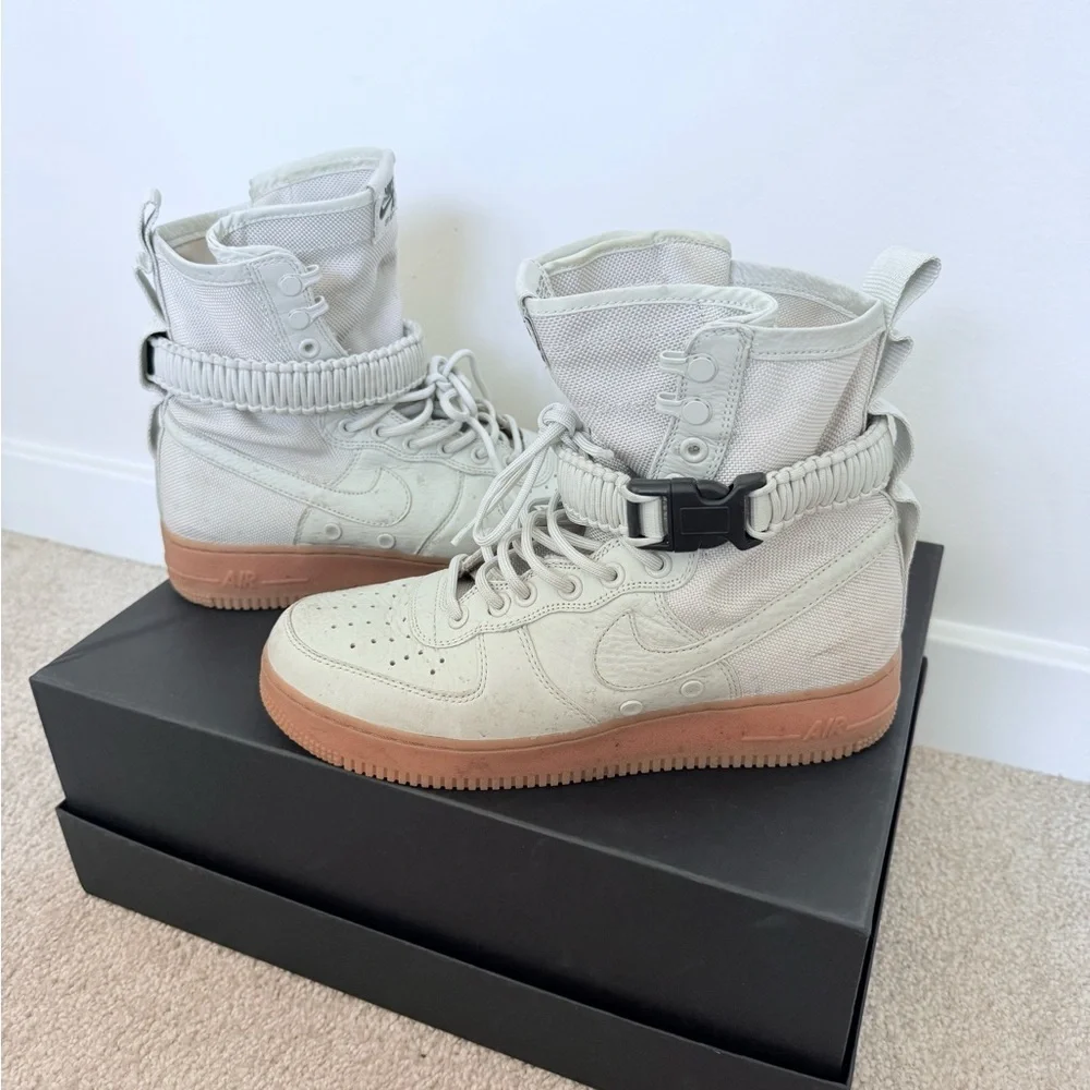 Nike stylish high
