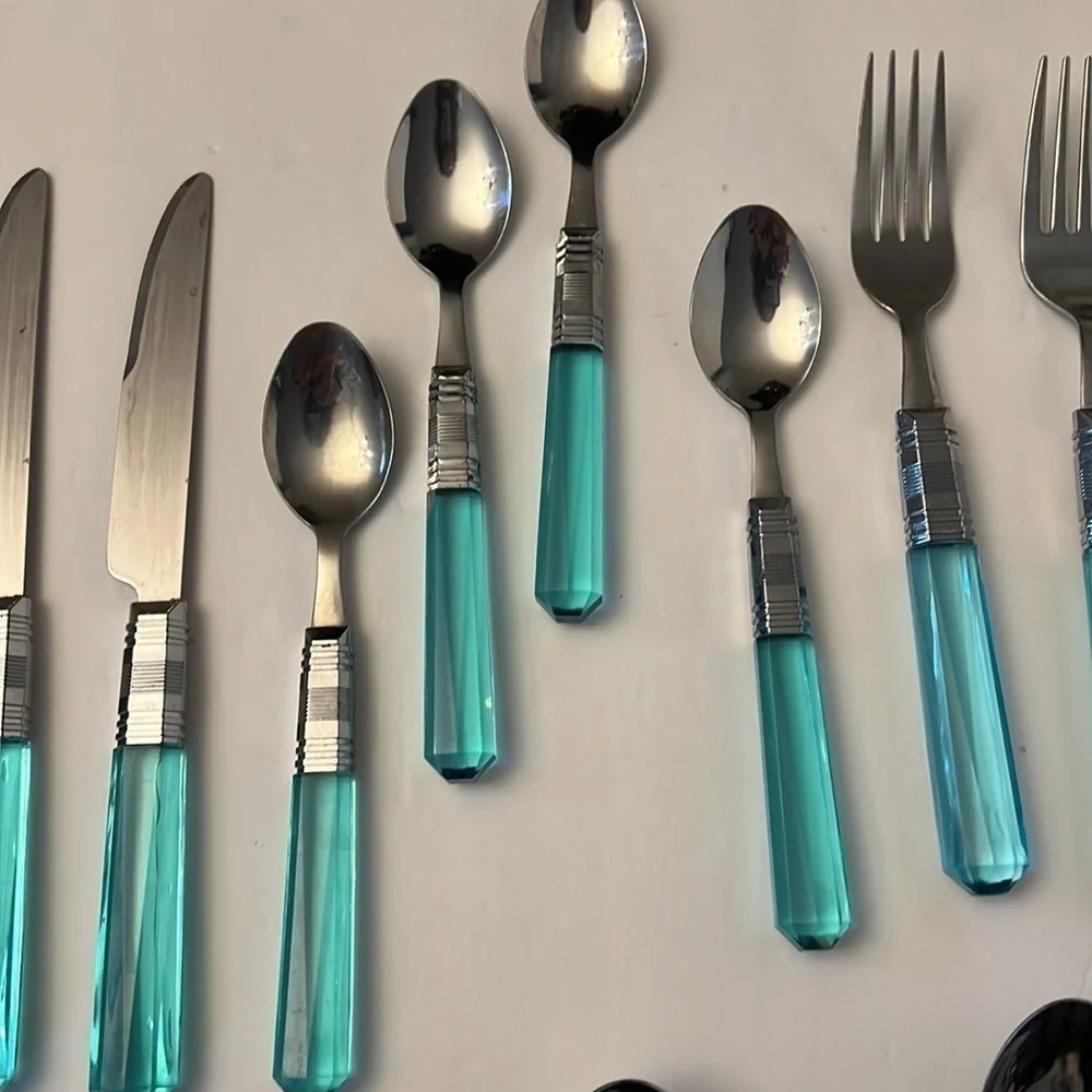 Vintage euc spoons