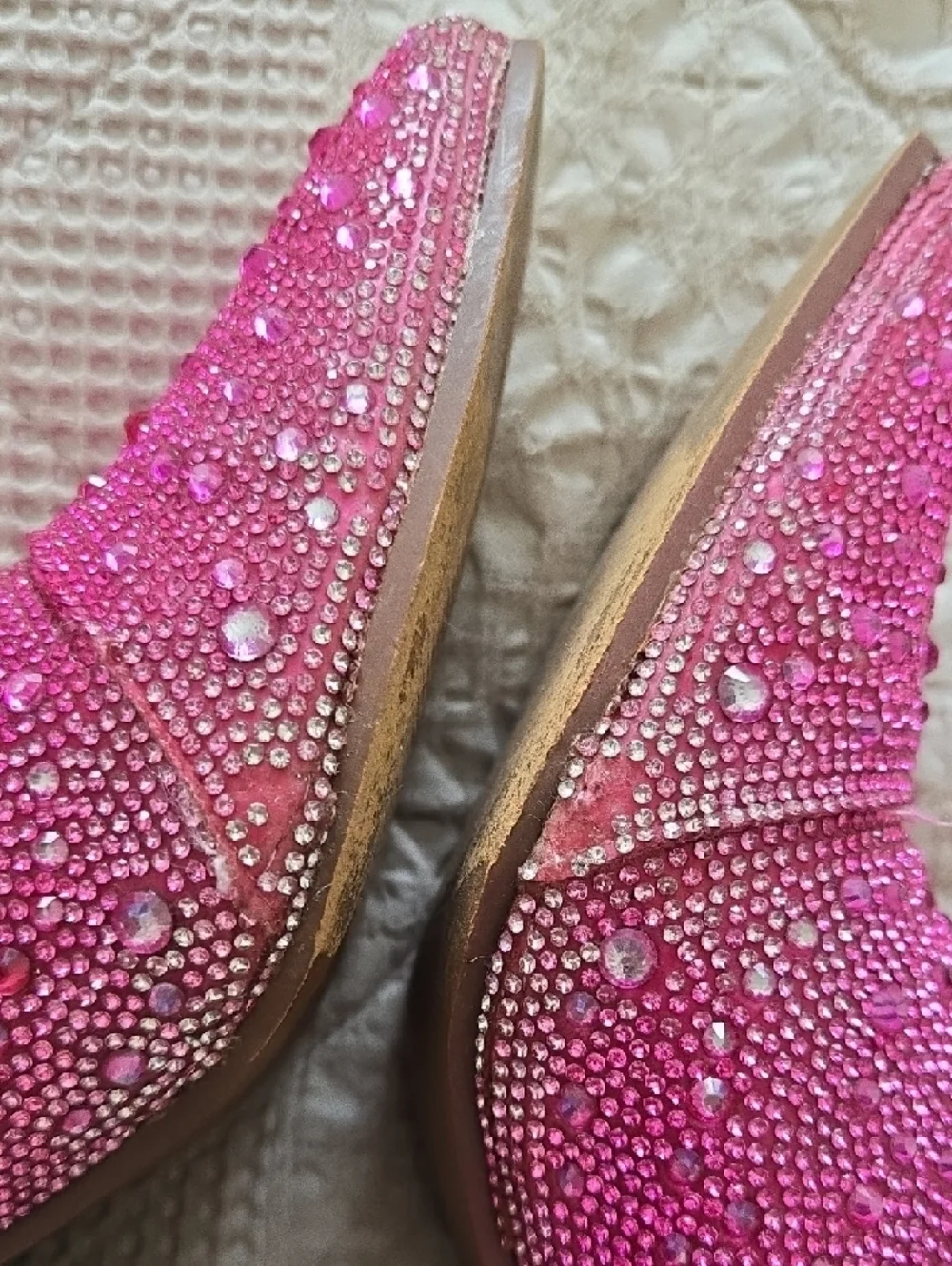 cozzy Girl hot pink