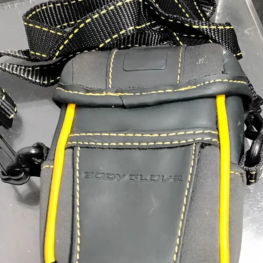 Fellowes Compact Body Glove Black and Yellow Gear Bag