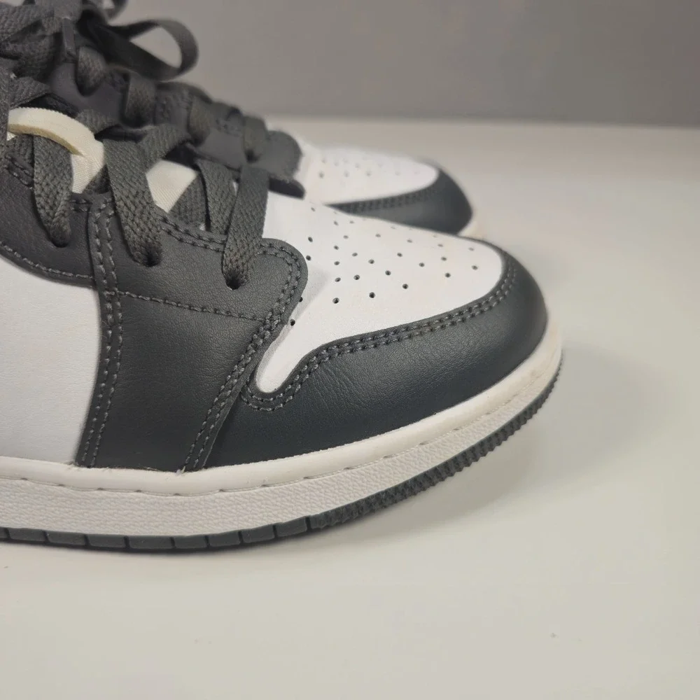 Nike pre owned