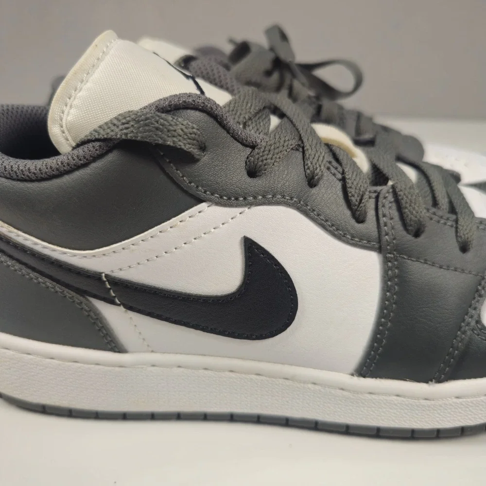 Nike pre owned