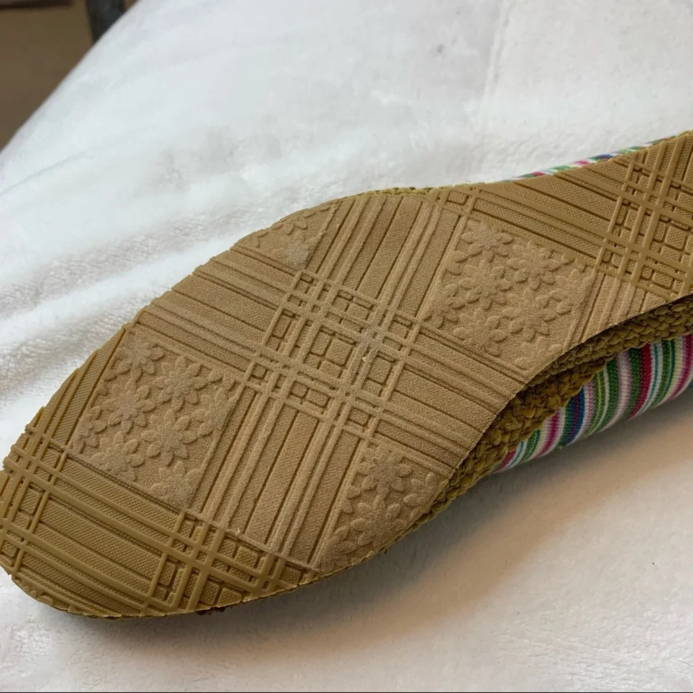 Beacon Multi Colorful Striped Espadrilles Wedges size 8.5 NARROW shoes