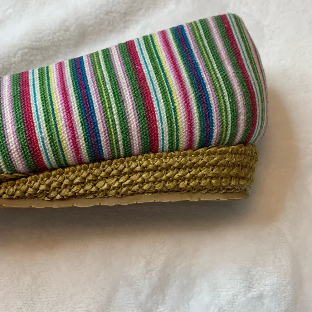 Beacon Multi Colorful Striped Espadrilles Wedges size 8.5 NARROW shoes
