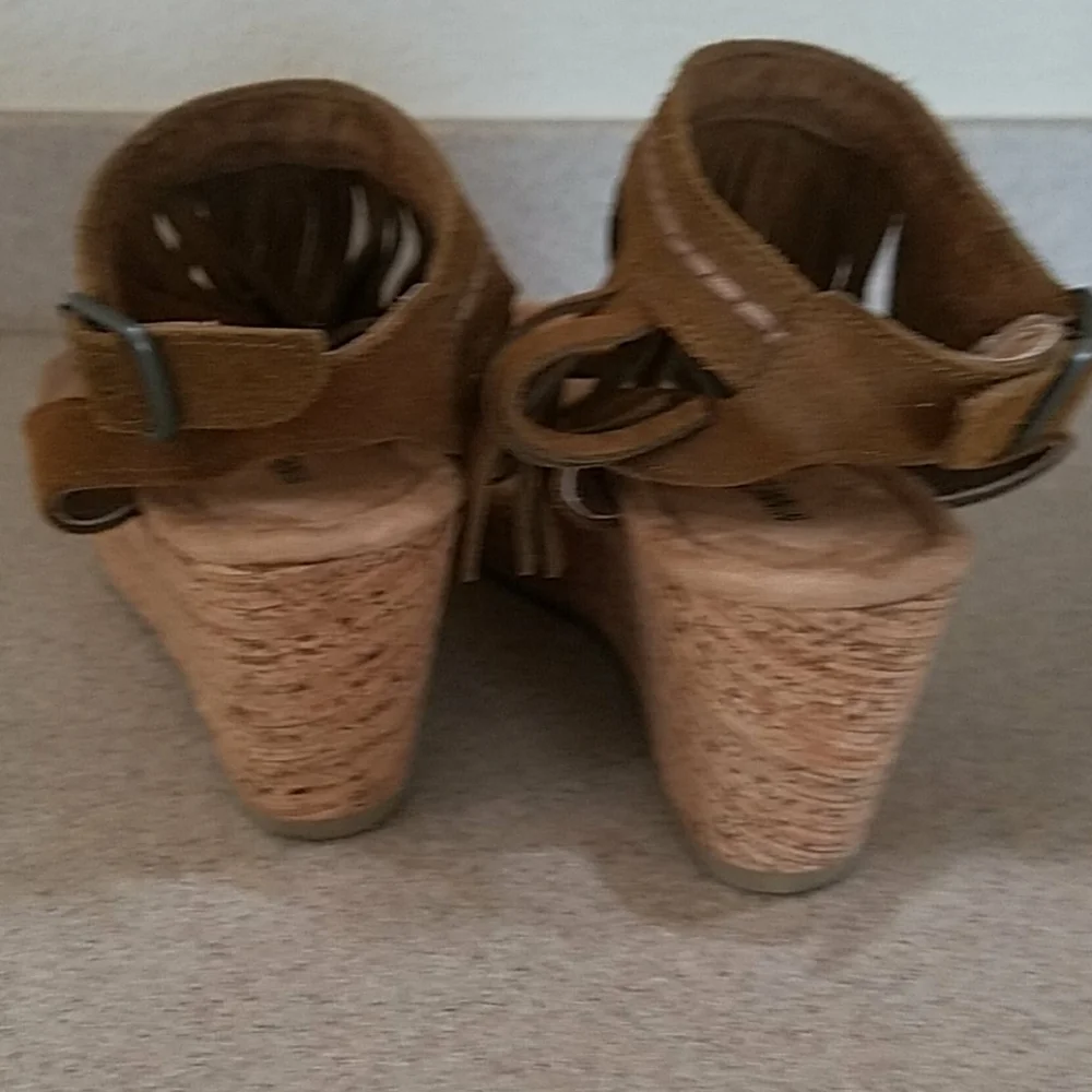 Minnetonka brown suede