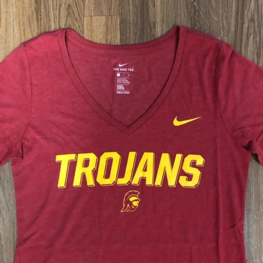 NWT Nike USC Trojans The Nike Tee Women’s Small