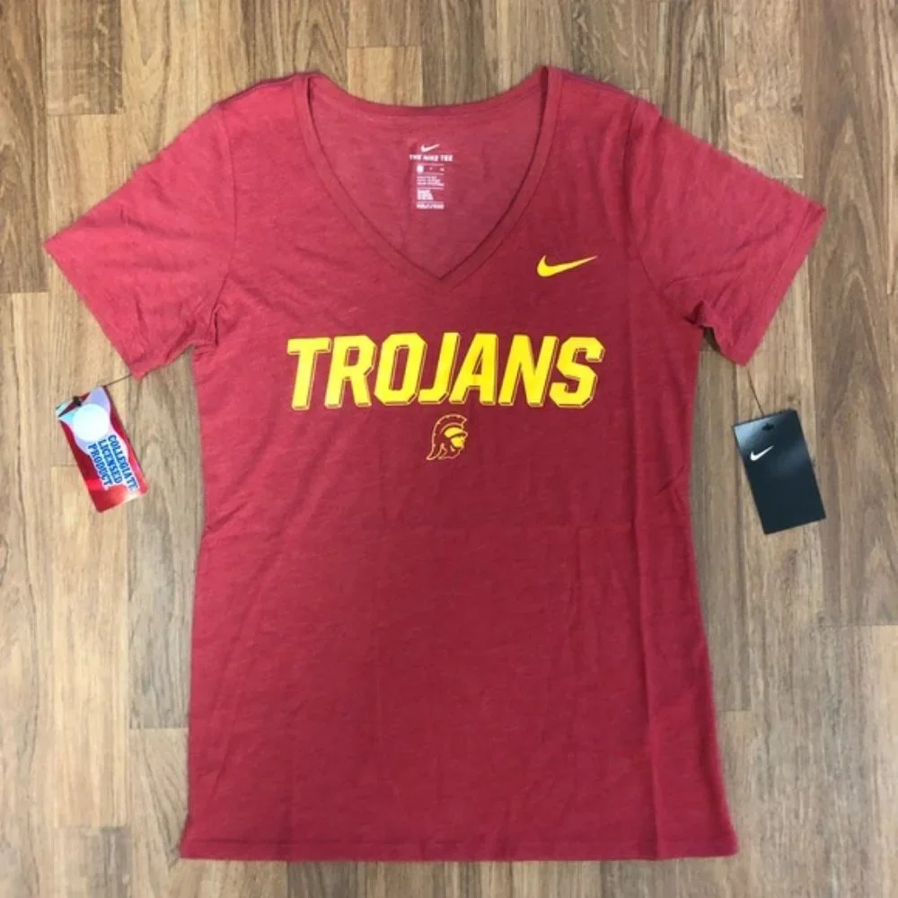 Nike nwt tee