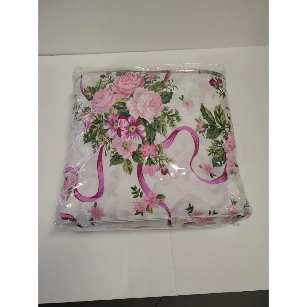 Madison plisse bedspread