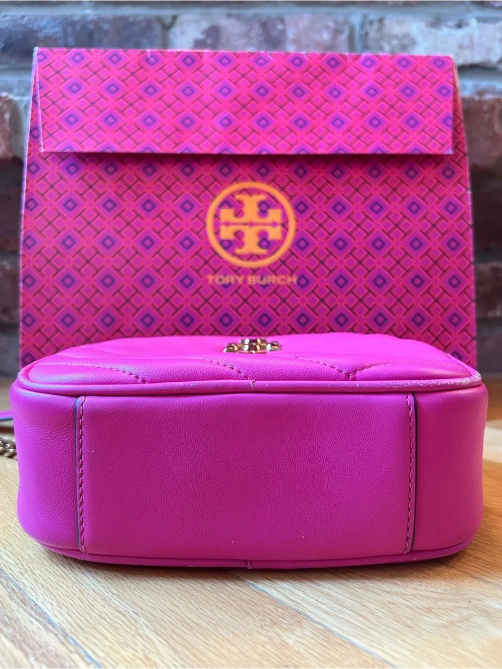 Tory Burch tory herringbone hardware