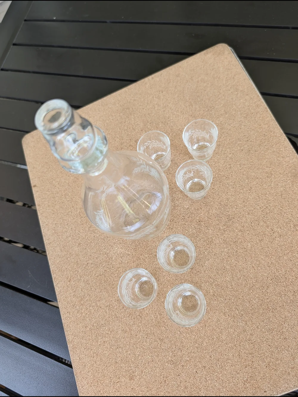 Vintage Italian Etched Glass Decanter With 6 Shot Glass Set