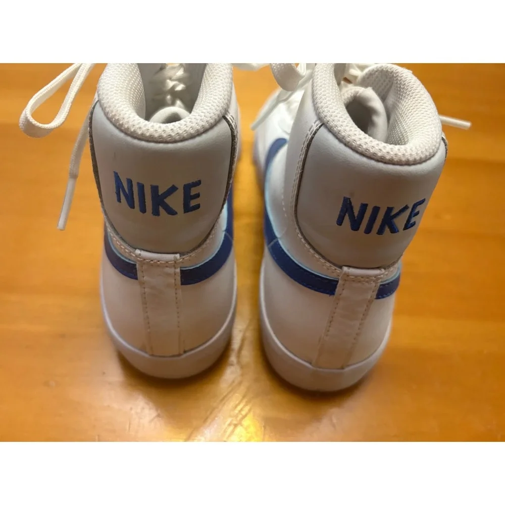 Nike Blazer Mid 77 Vintage Kids Sneakers White Blue DA4086-100 Size 3.5Y