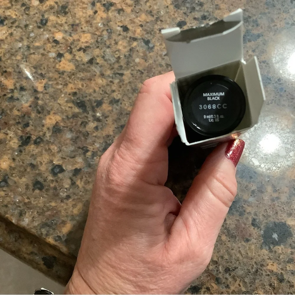 bareMinerals maximist volumizing