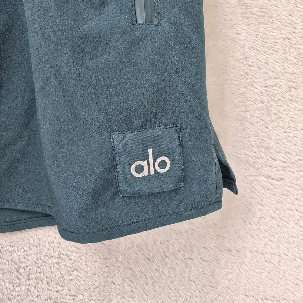 ALO Yoga please use