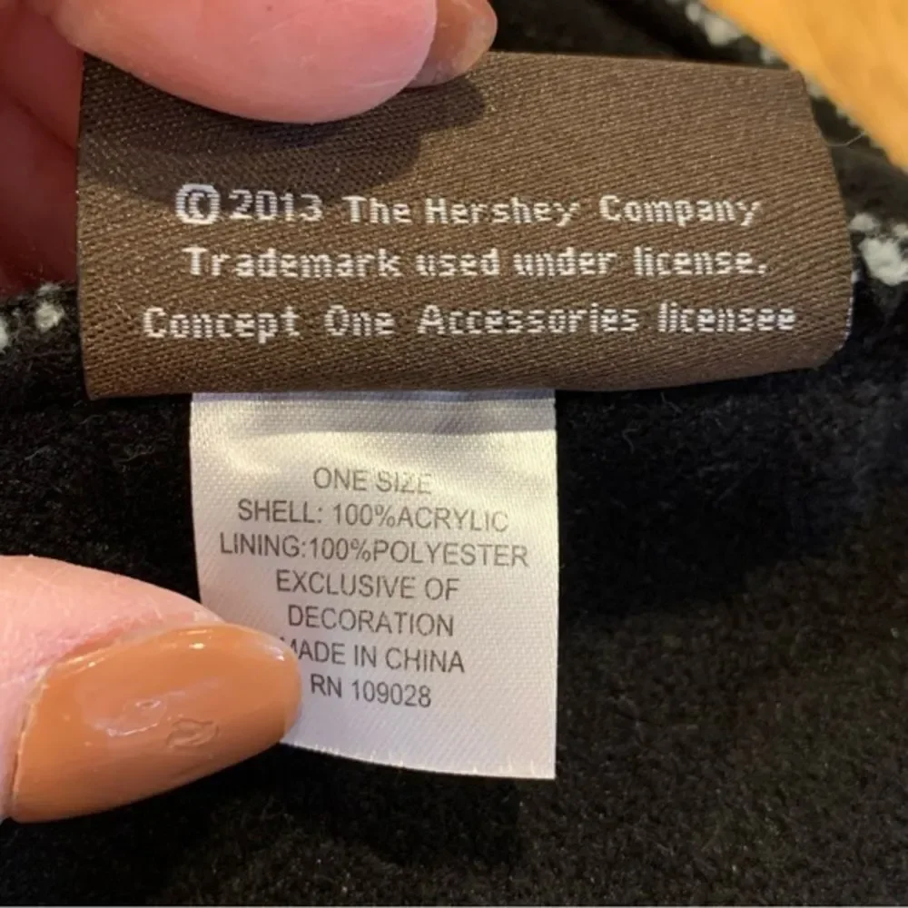 Unbranded hershey’s kisses