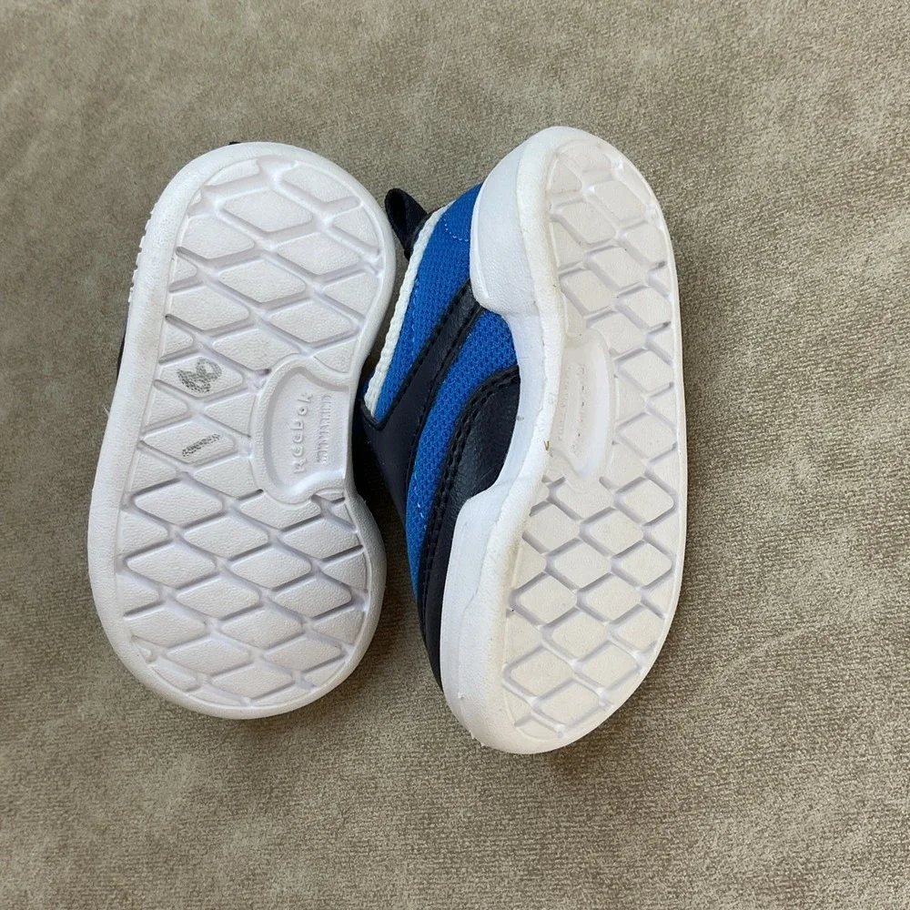 Reebok new without