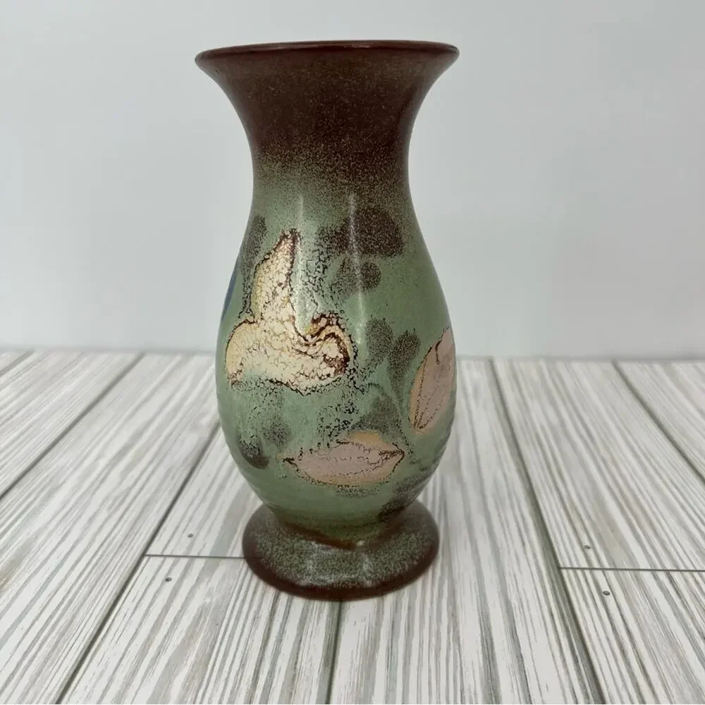 N/A bud vase