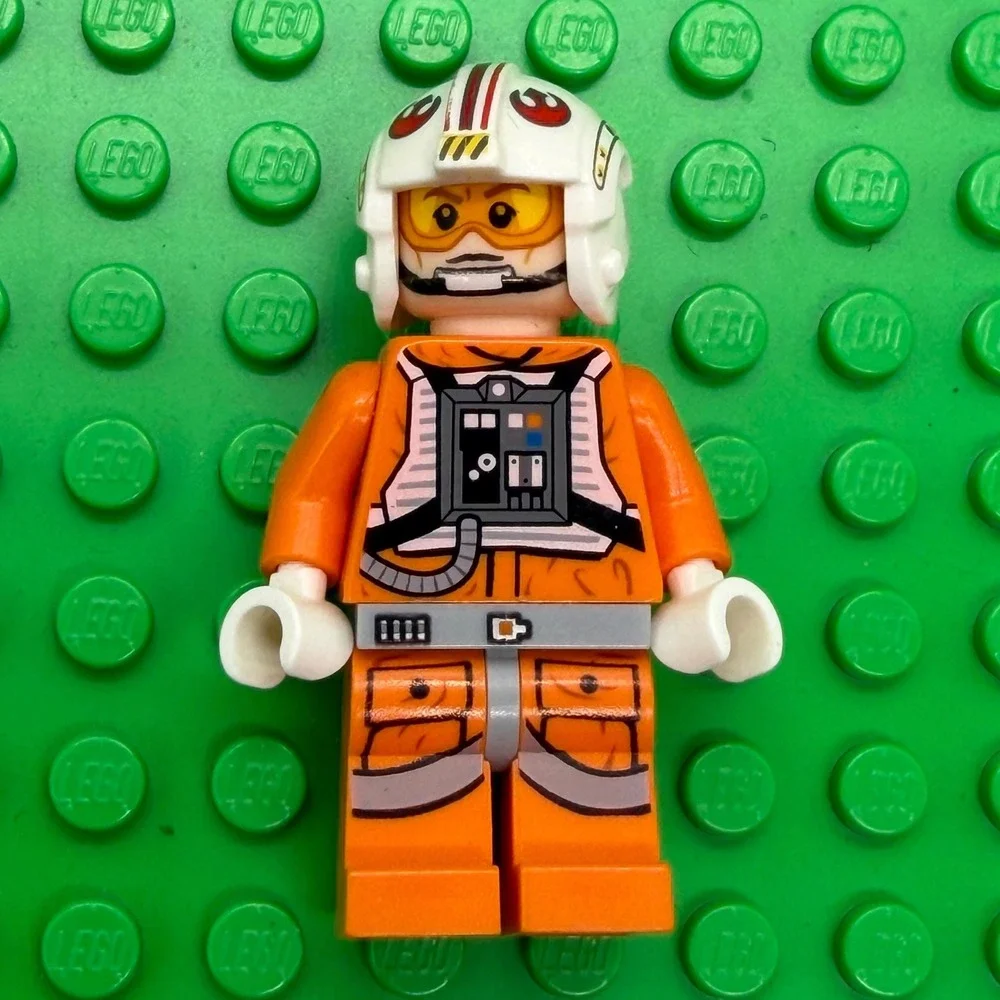 LEGO Star Wars Luke Skywalker X-Wing Pilot Minifigure Orange Flight Suit