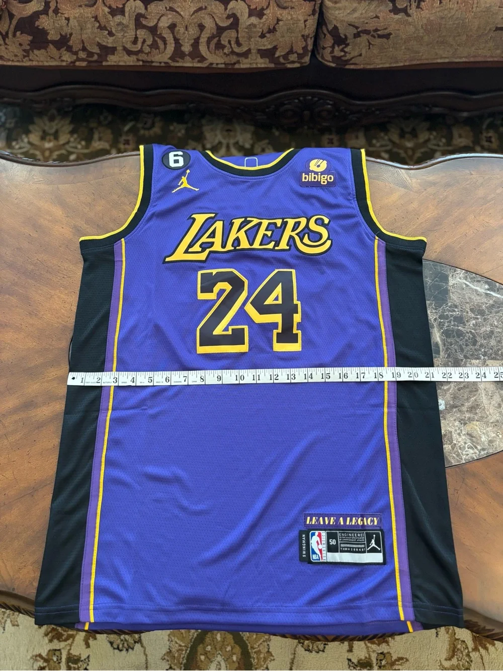 Jordan official lakers