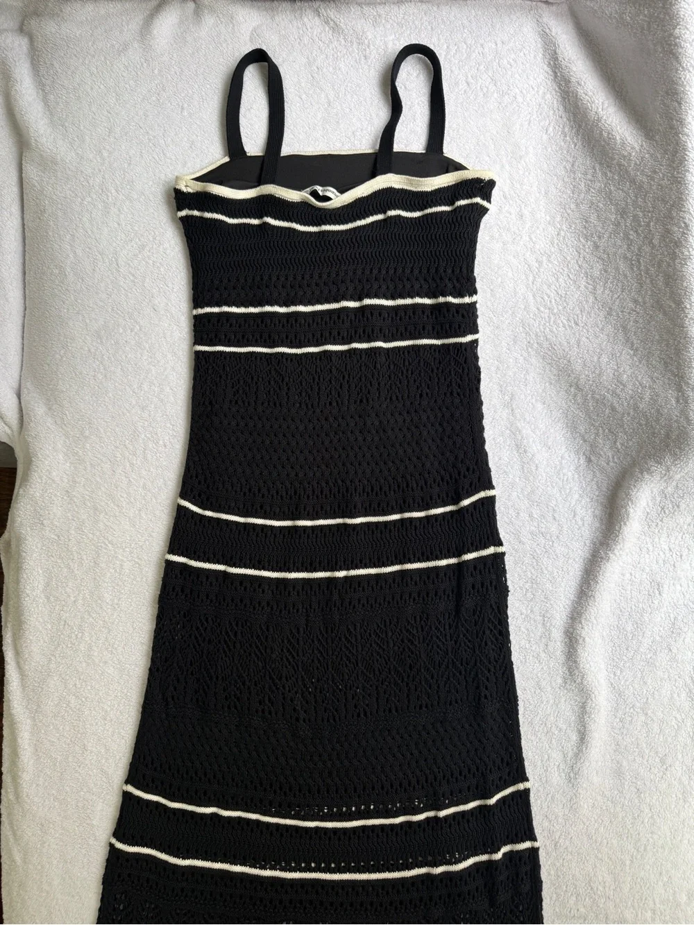 Abercrombie & Fitch small stain