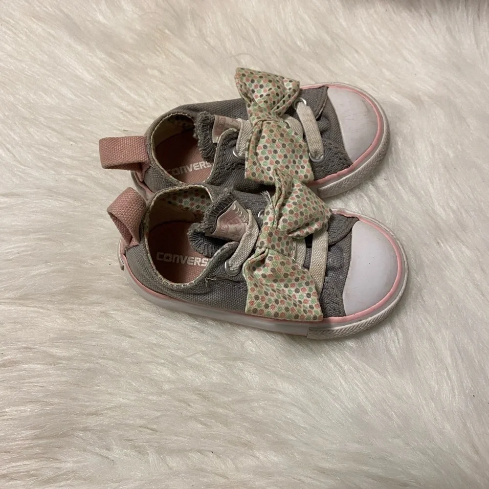 Converse Shoes Infant Girls Size 5‎ Slip On