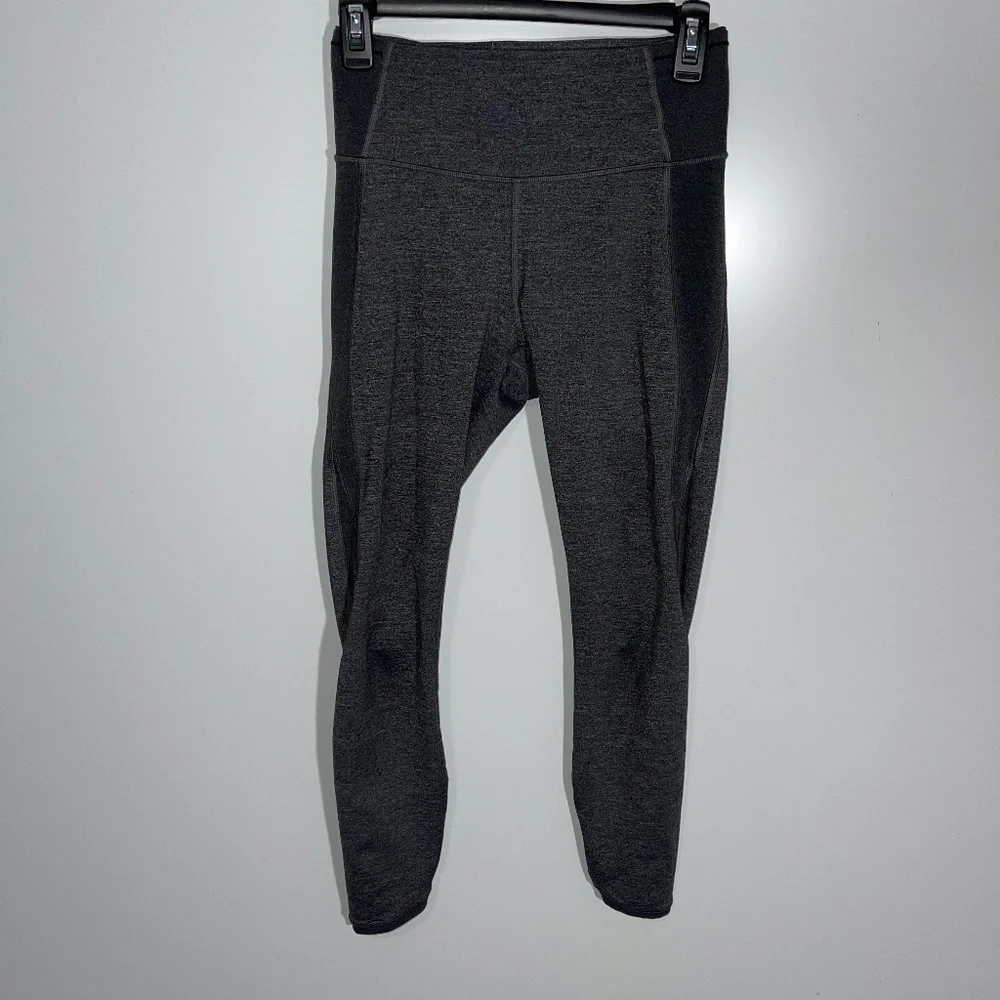 Lululemon Featherlight‎ Tight Size 6