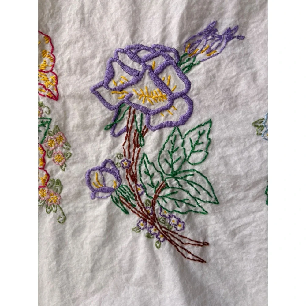 Vintage‎ Hand Embroidered Floral White Cotton Pillowcase Cottagecore Farmhouse