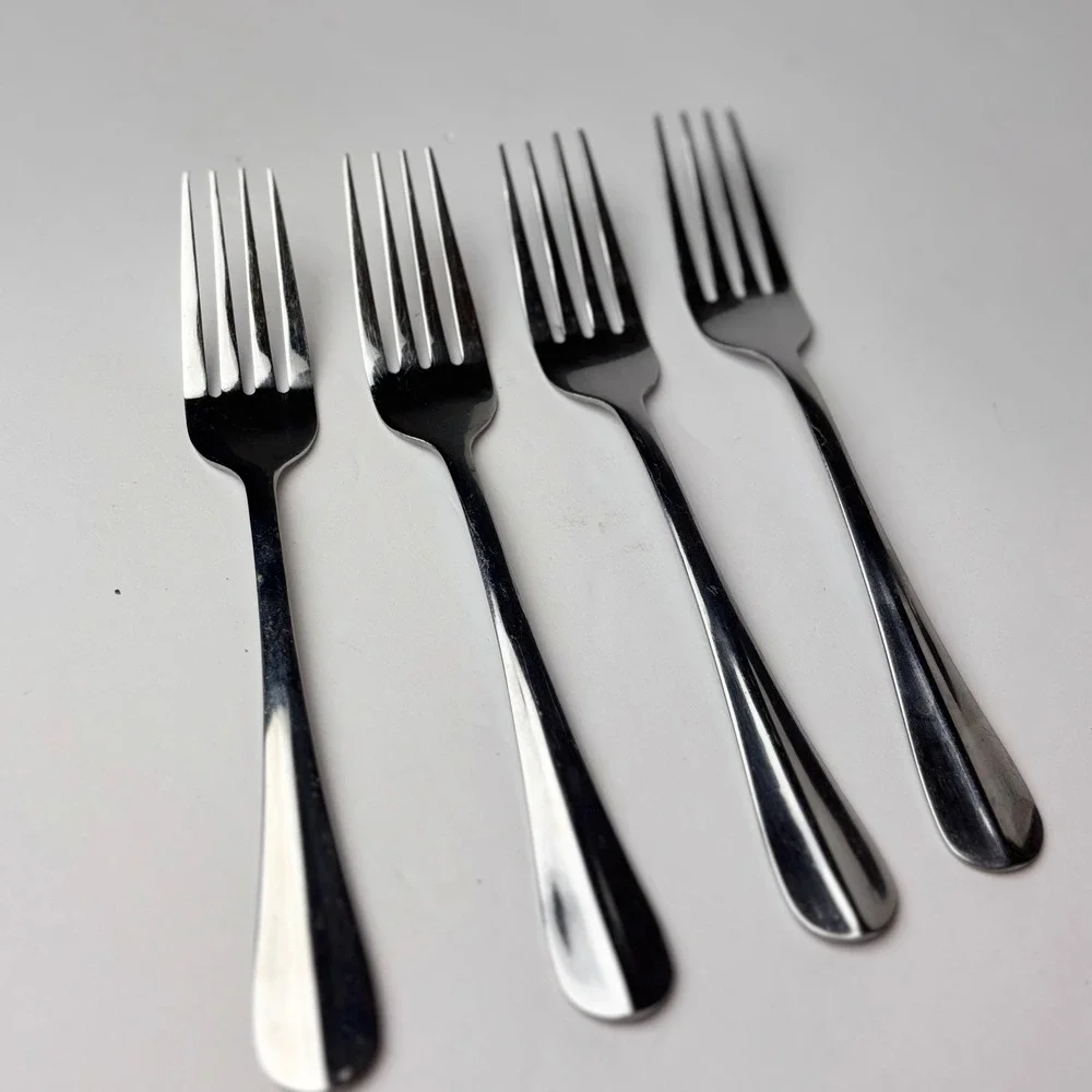 Pfaltzgraff‎ 18/0 Stainless Steel Dinner Forks Set of 4 Silver Glossy 8 inch