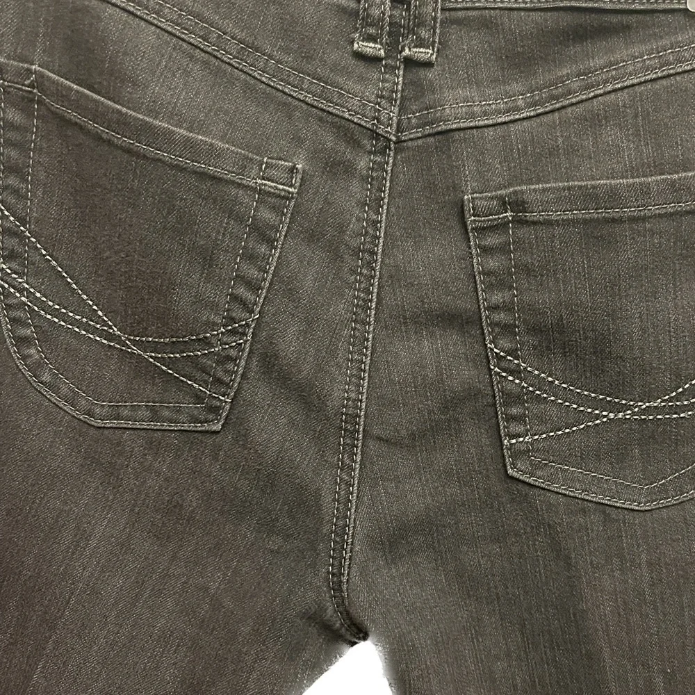 Tommy Hilfiger inseam 12