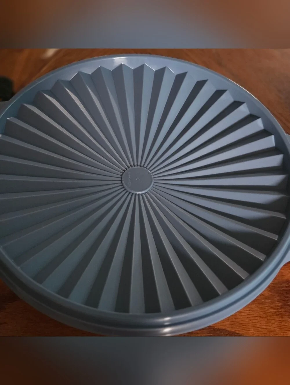 Tupperware servalier bowls