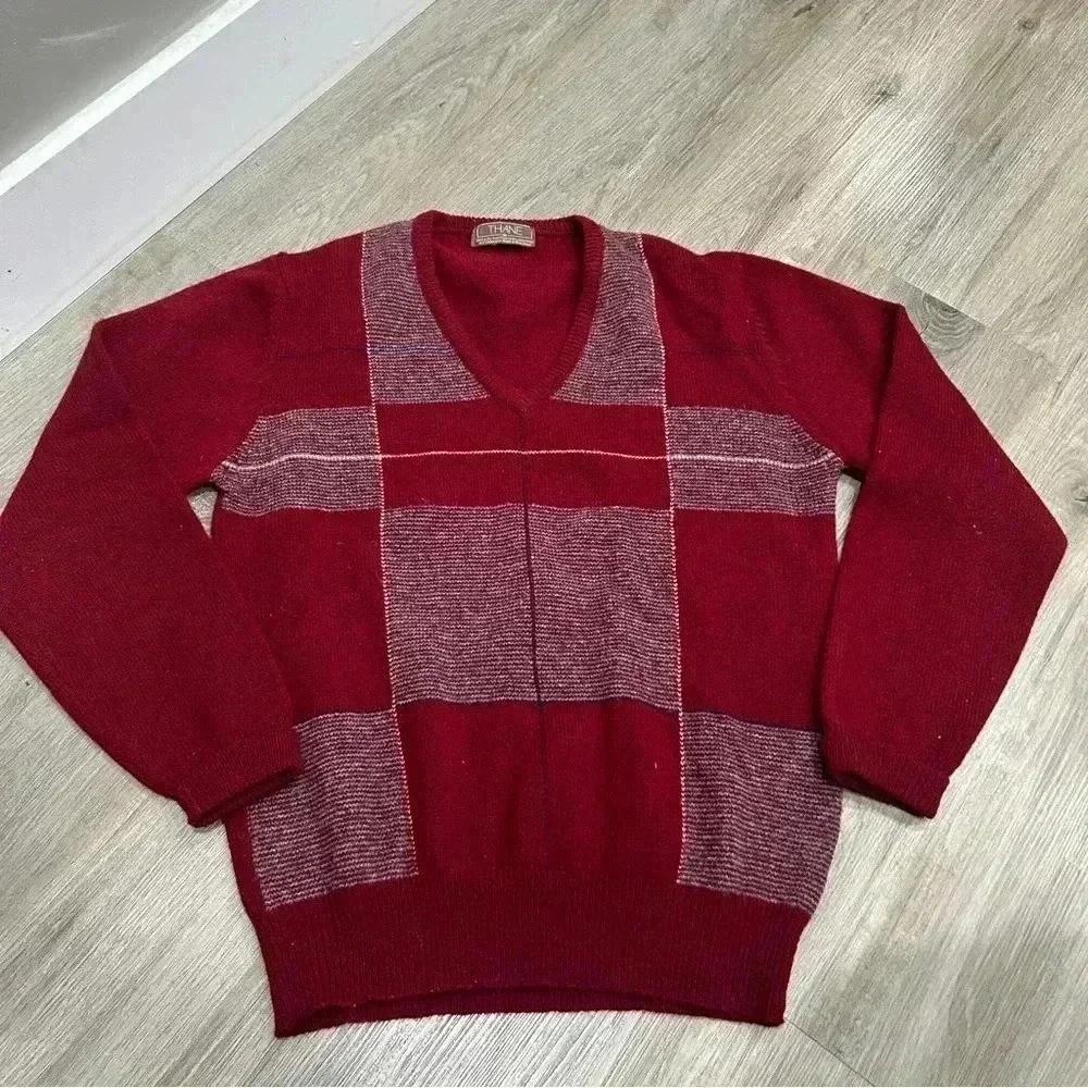 Vintage Red Lambswool V Neck Mens Sweater by Thane Size M