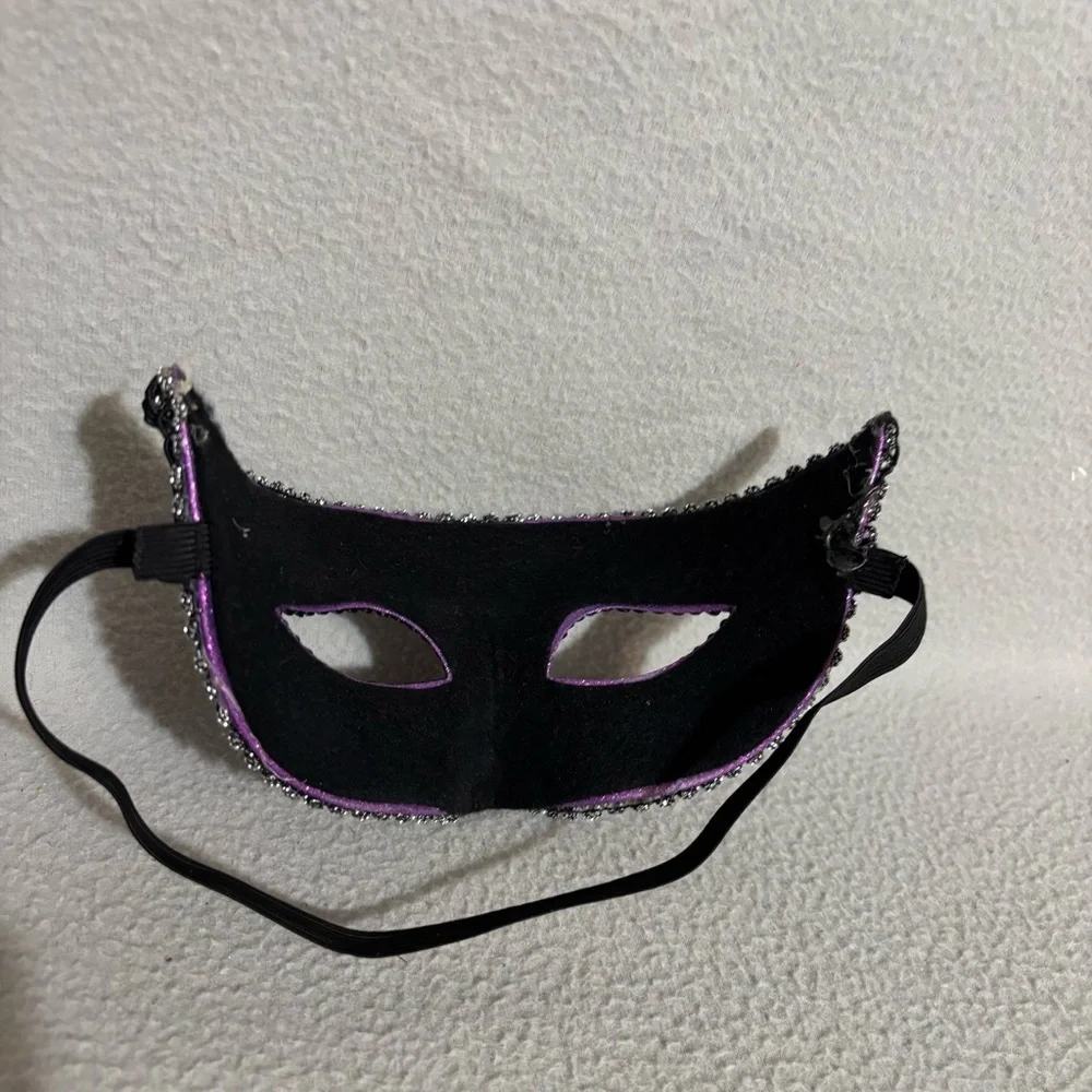 n/a elegant purple