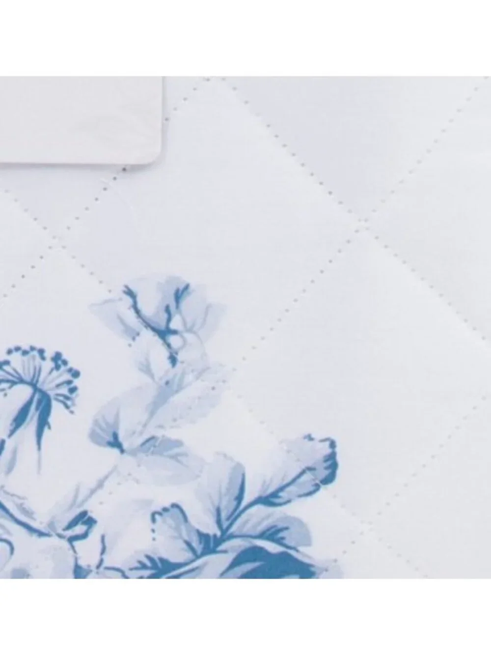 CABBAGES & ROSES Reversible Quilt Set