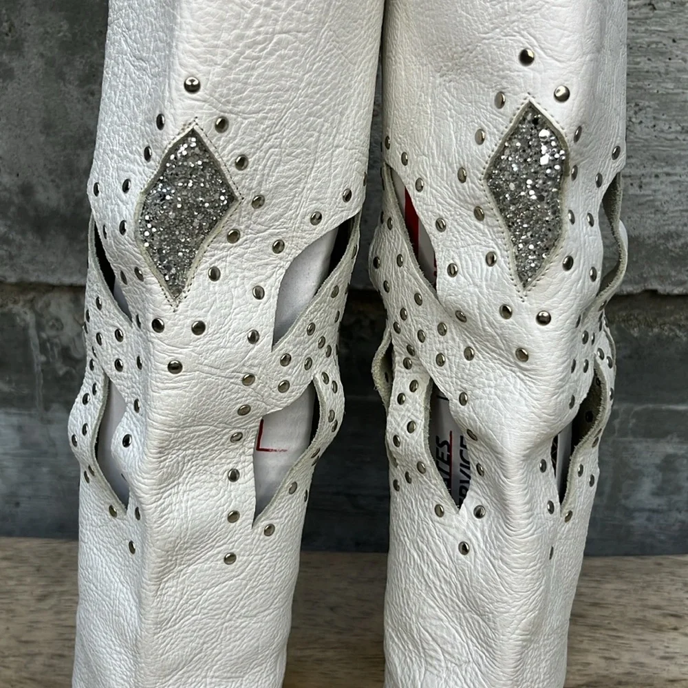 M Made In Italy elegant white