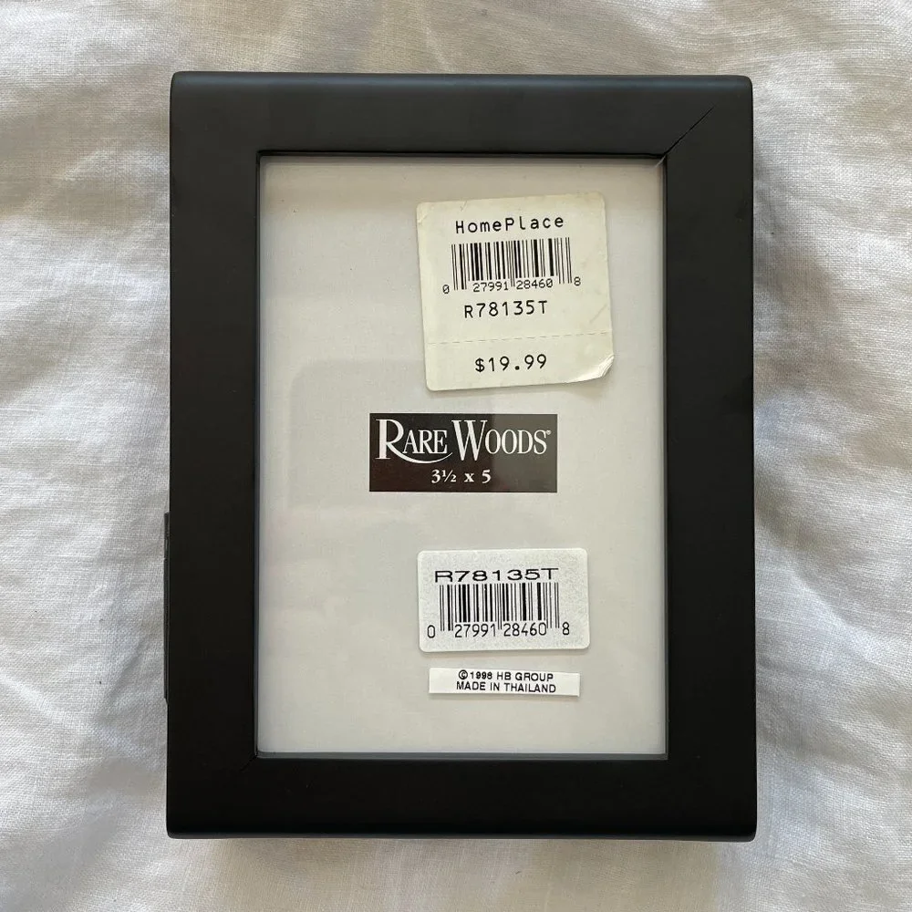 Black Tri Circular Rosewood Picture Frame