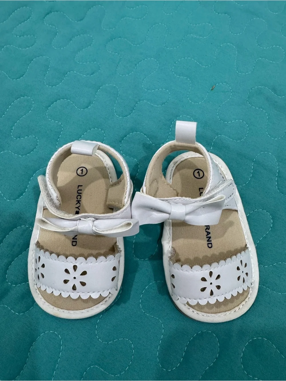 Lucky Brand White Baby Girl Bow Sandals