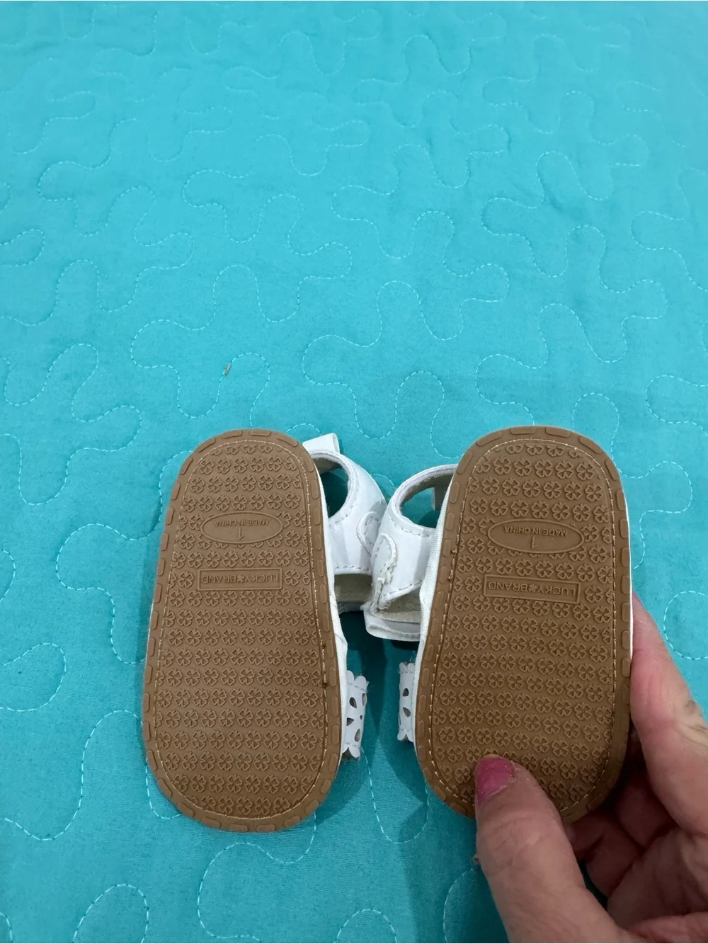 Lucky Brand adorable white