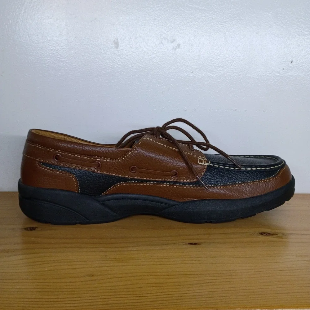 Dr. Comfort cushioned owned clean