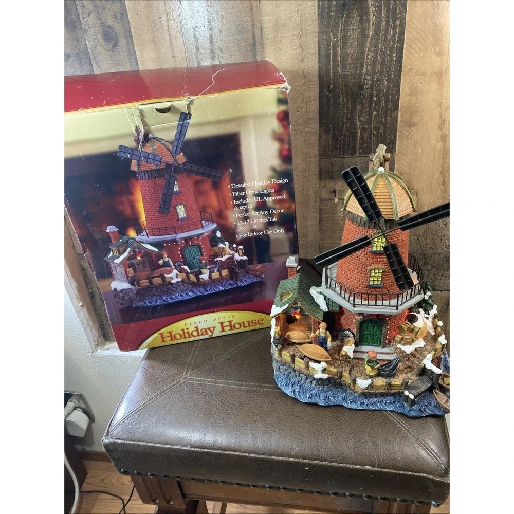 Holiday House add nostalgic