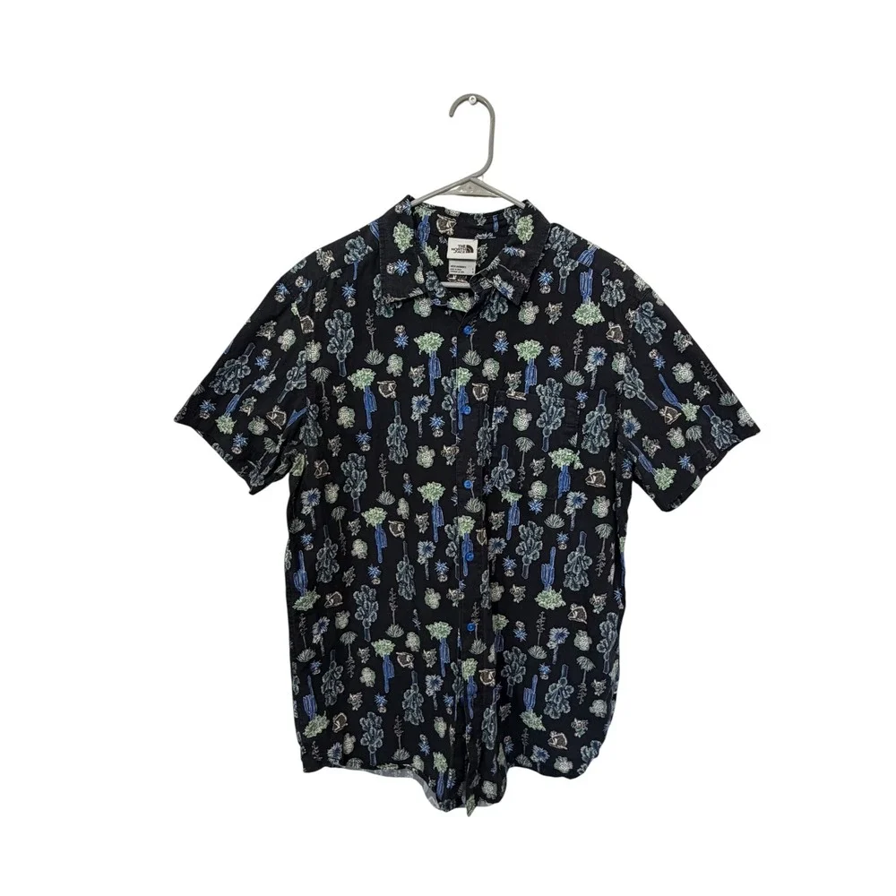 The North Face Mens Black Baytrail Cactus Print Button Down Shirt Large Desert