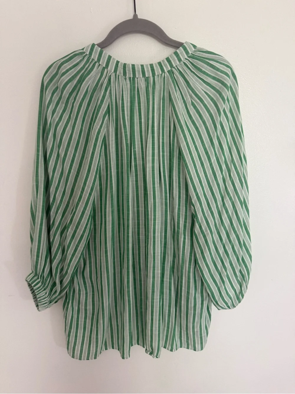 Tuckernuck sleeves dress down