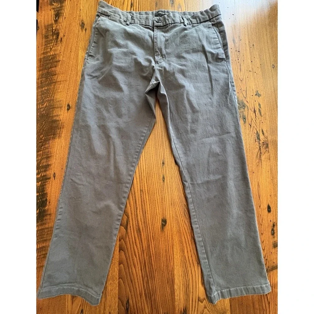 Banana Republic Mens Gray Chinos Pants 36x29 Straight Leg Dress Casual Comfort