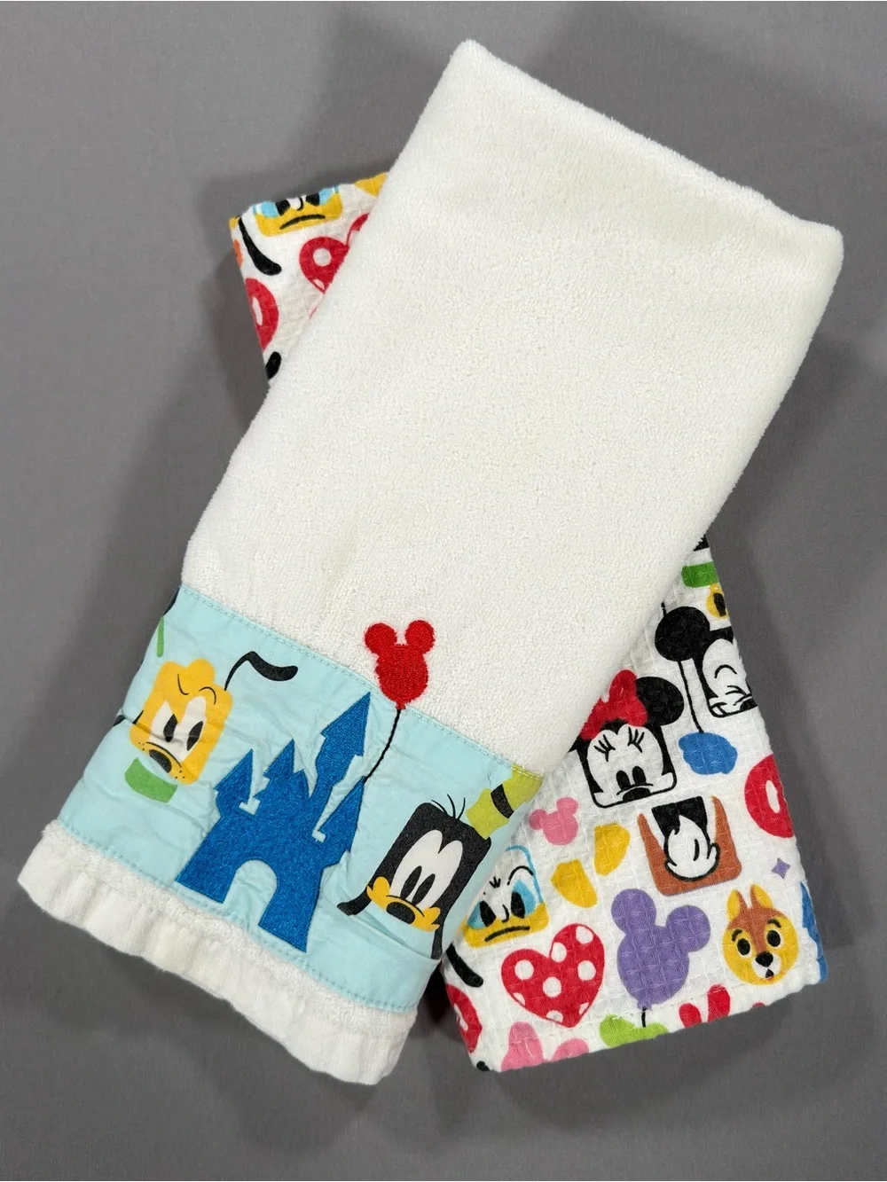 Disney Parks Mickey Mouse Friends Castle Kitchen Dish Towels Set Waffle Terry