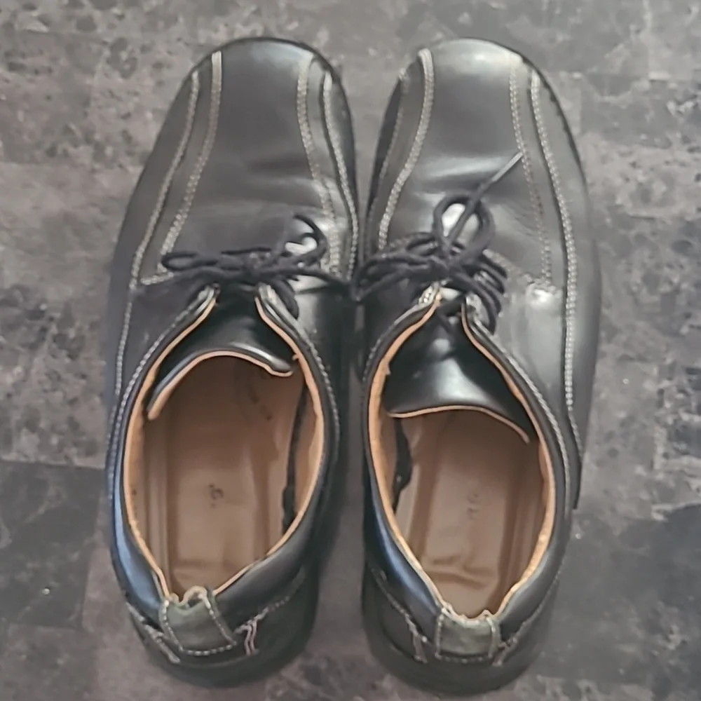Dockers dress shoe