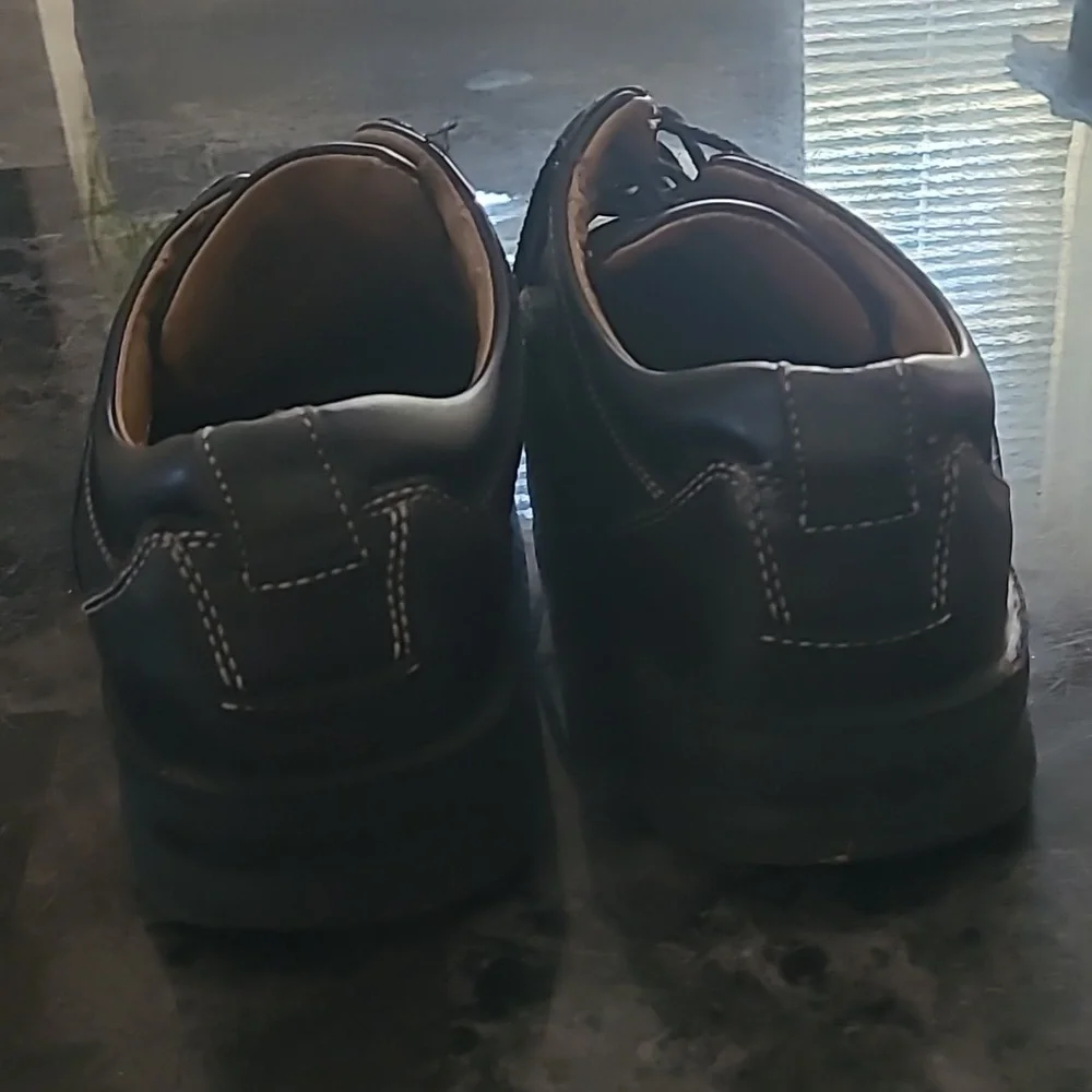 Dockers dress shoe