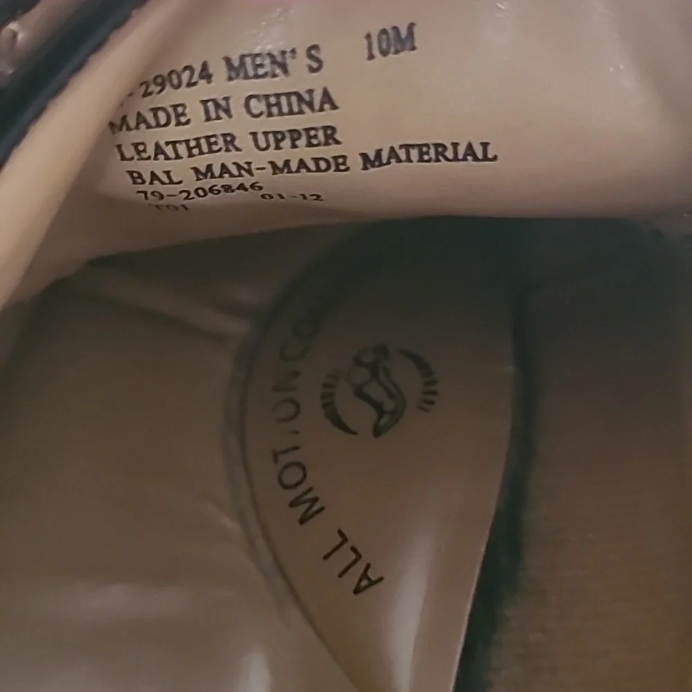 Dockers dress shoe