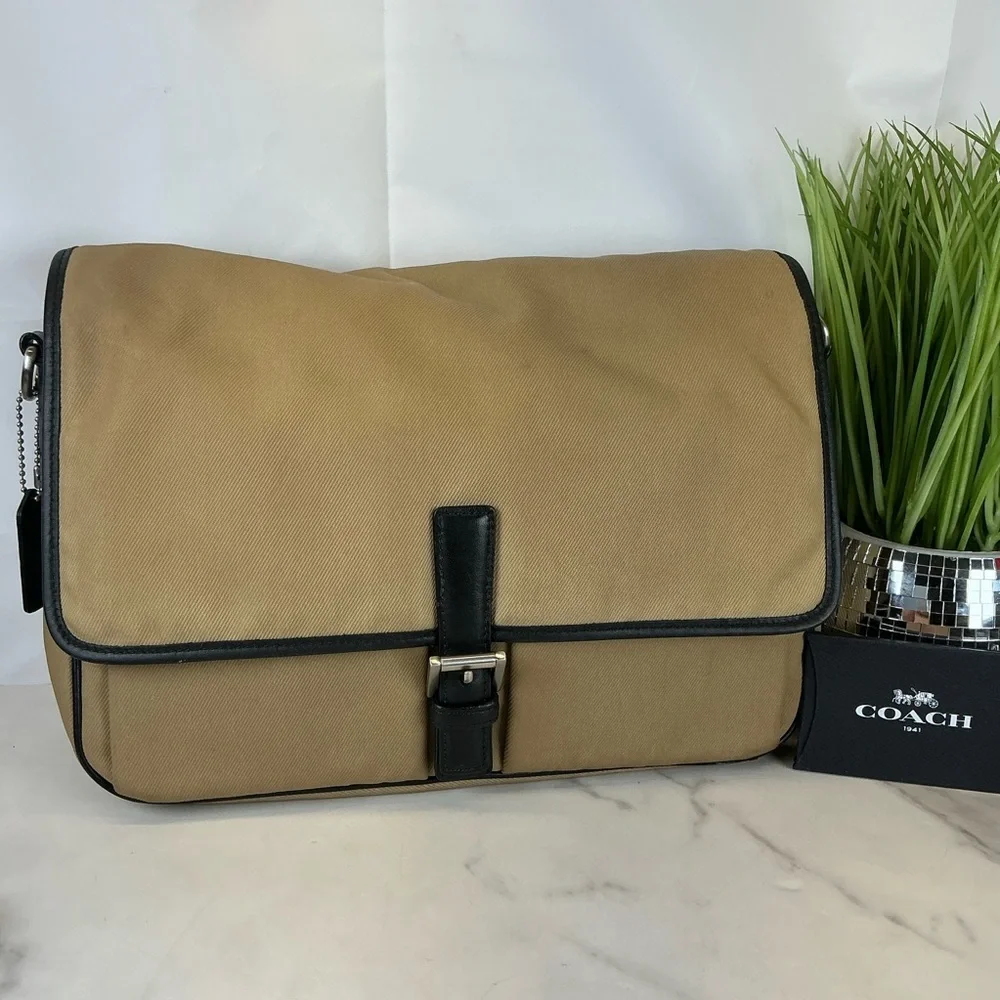 Coach 5gul vtg