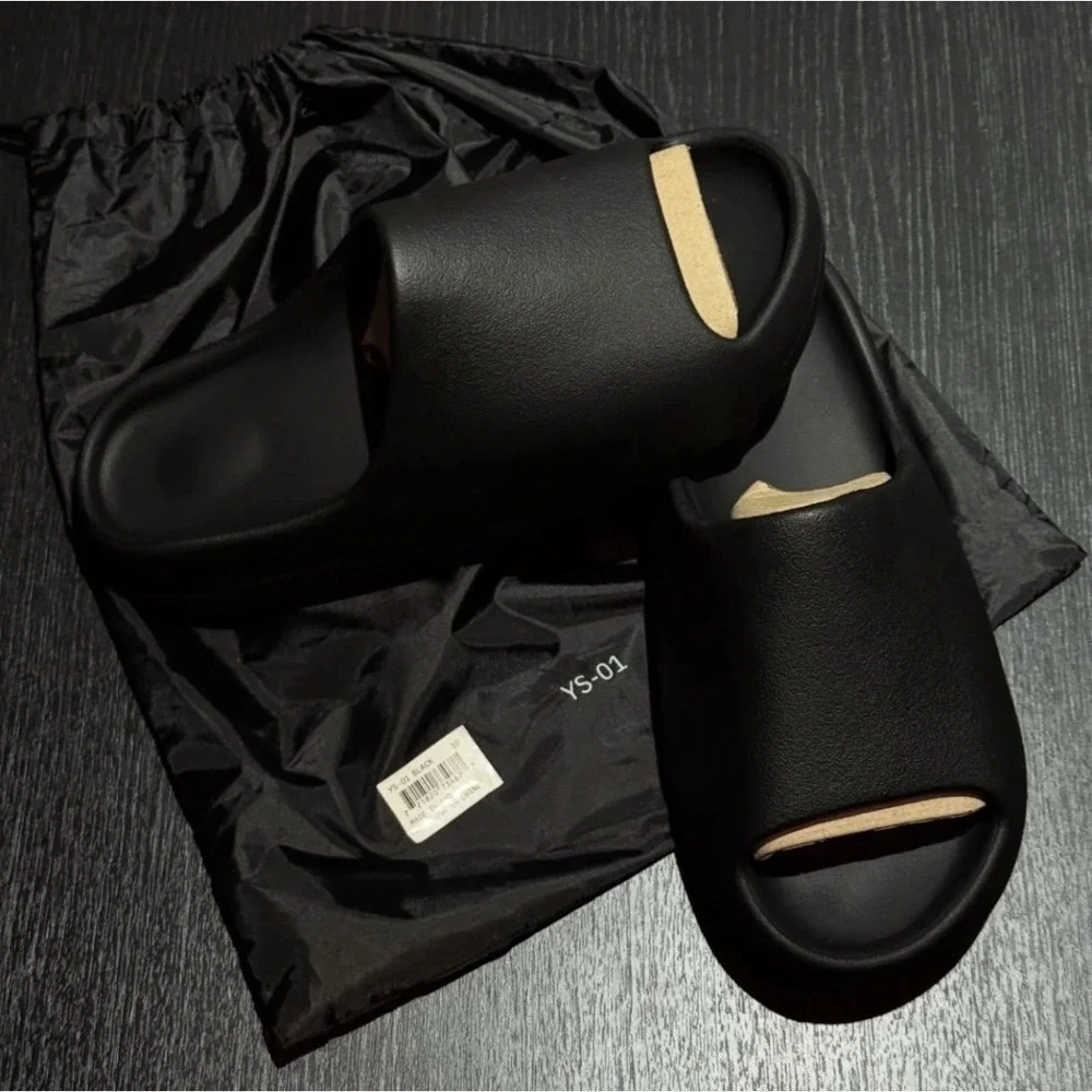 Yeezy YS01 Slide Black Mens Size 6M YS-01 Foam Sandal Slip On
